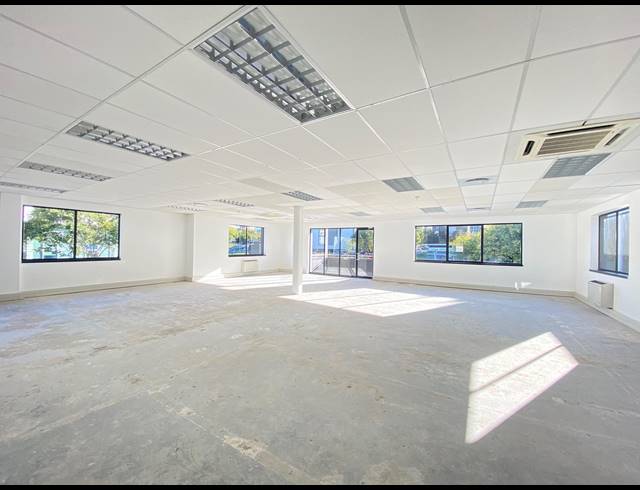 456M² OFFICE TO LET IN FOURWAYS